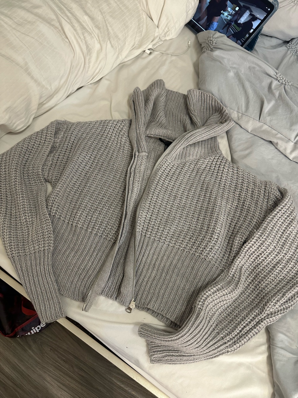 Forever 21 Light Gray Knit Zip Cardigan